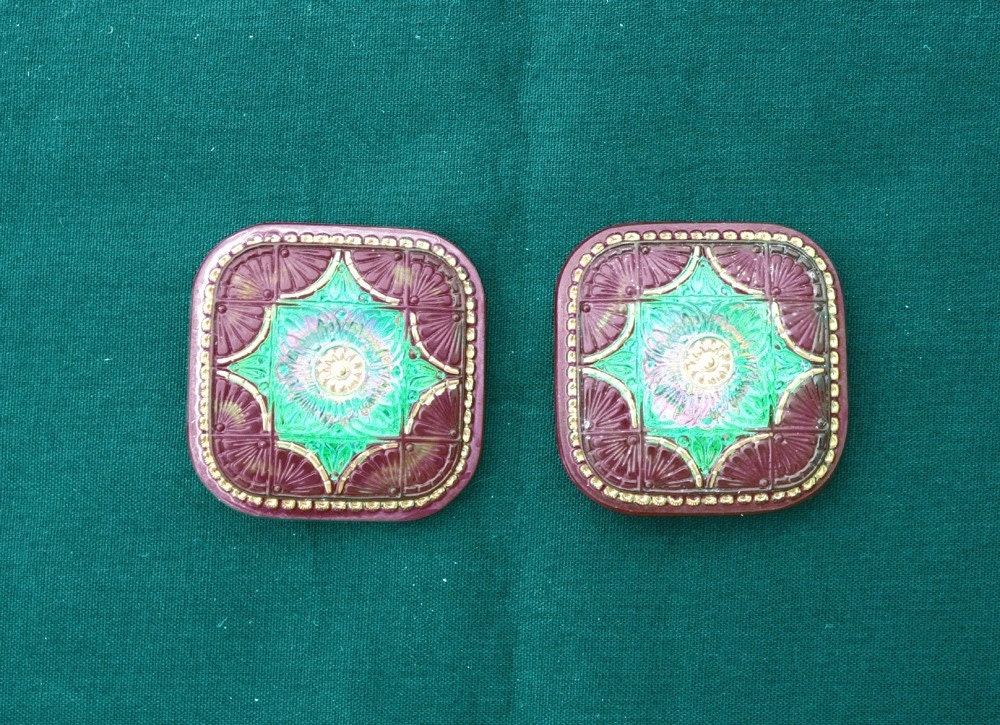 Vintage Czech Glass Buttons - Dark Red and Green - Supplies Sewing Buttons