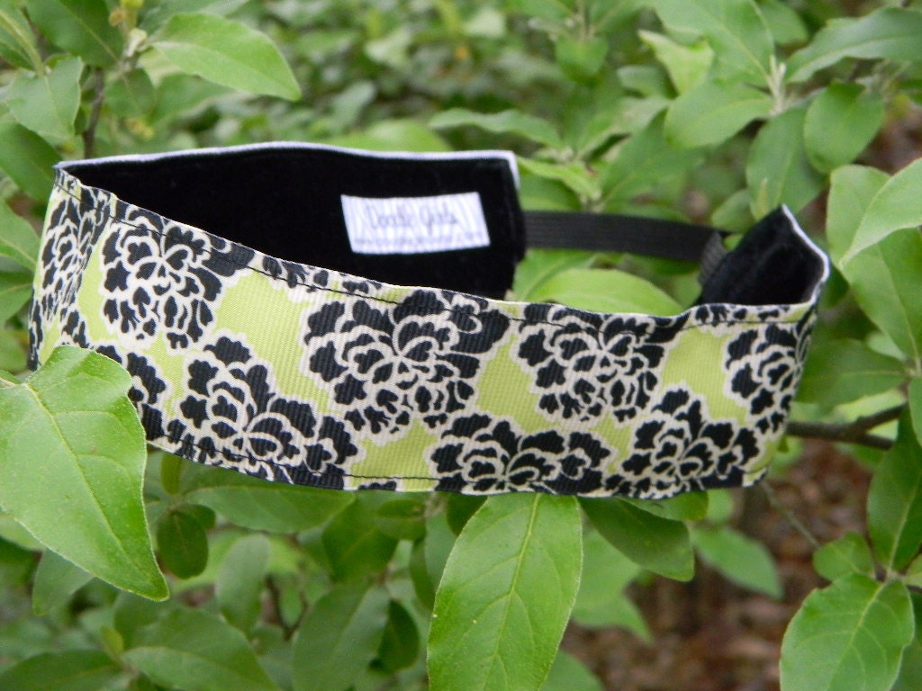 SALE....Flower or damask headbands, non-slip, 1.5 inch width.