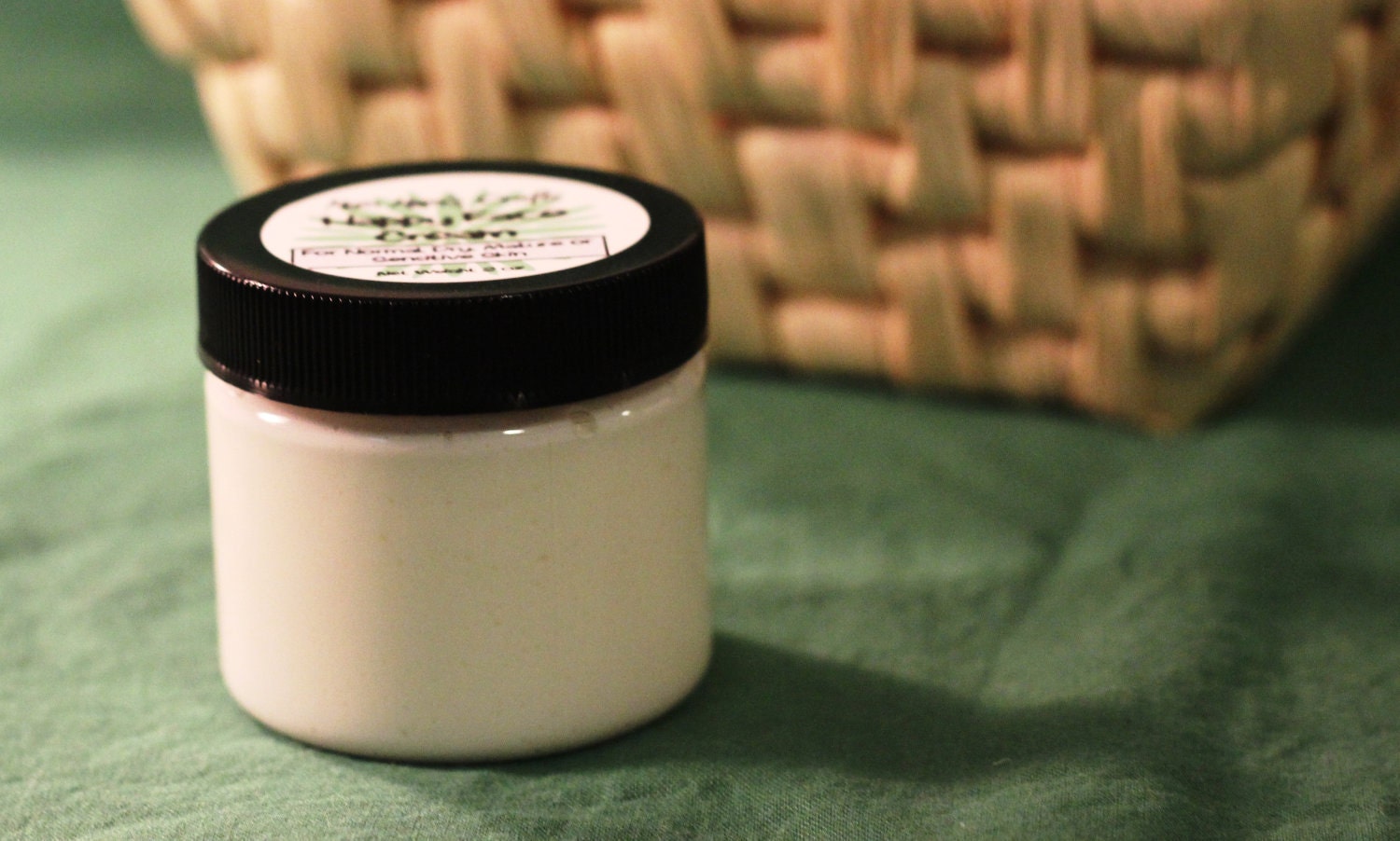 Facial Moisturizer For Normal, Dry, Sensitive and Mature Skin Types - Happy Face Cream by Mum Mum's