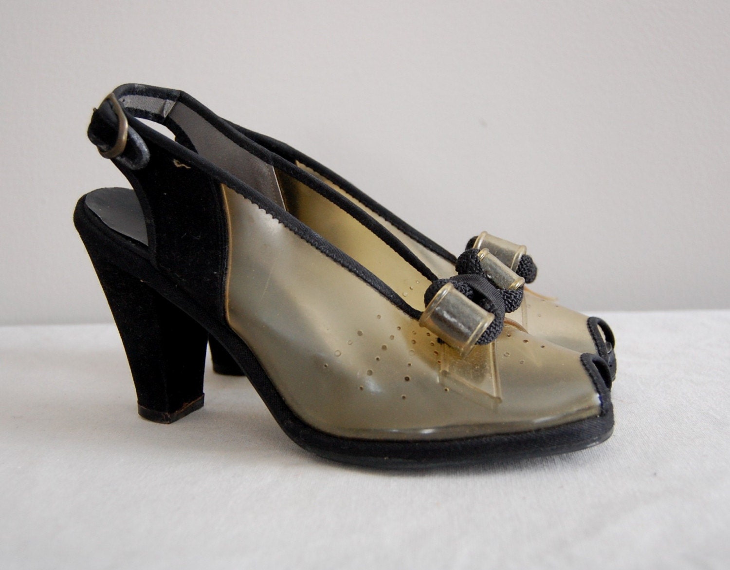 vintage 1940s AFFECTIONATELY YOURS peeptoe heels
