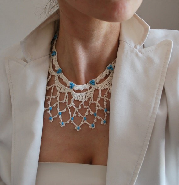 Delicate Linen Lace Necklace. Amanda. Cream White/Light  Ivory.