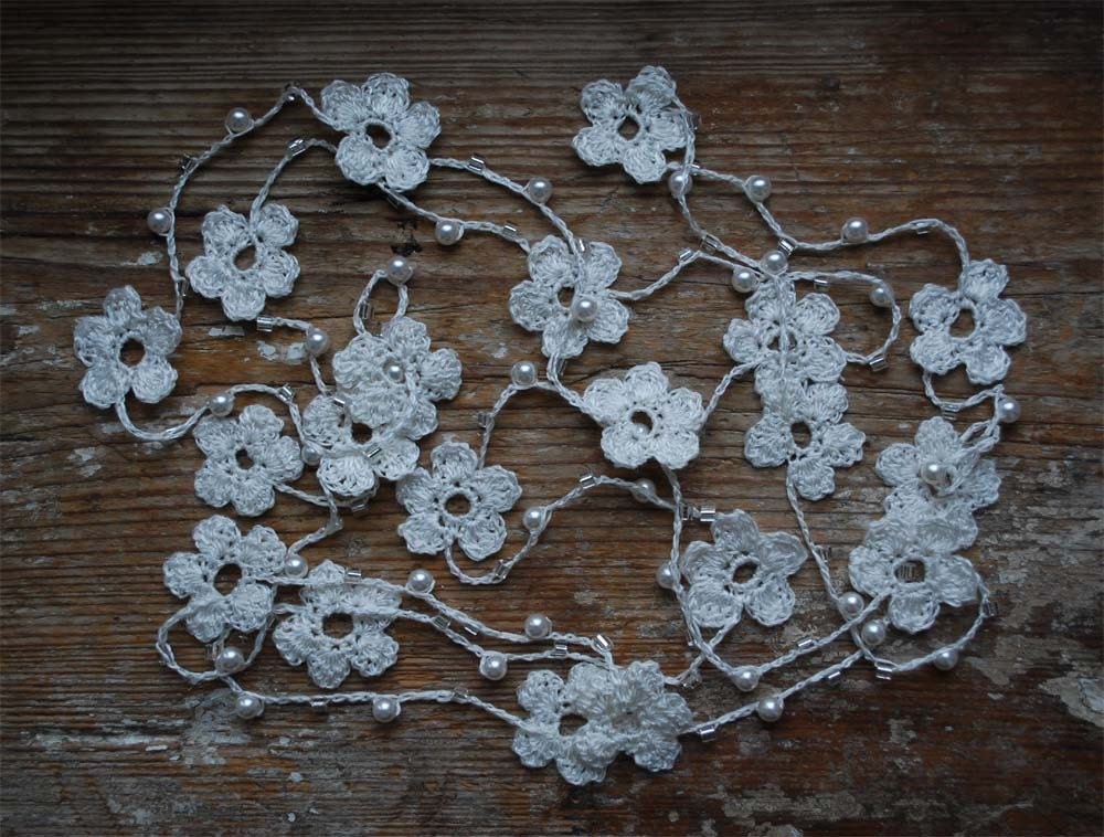 Linen Crocheted Lariat- Necklace. NELL. Natural Grey.
