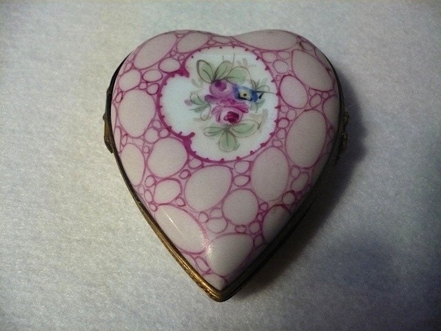 1920's Limoge Valentine Heart Shaped Trinket Box