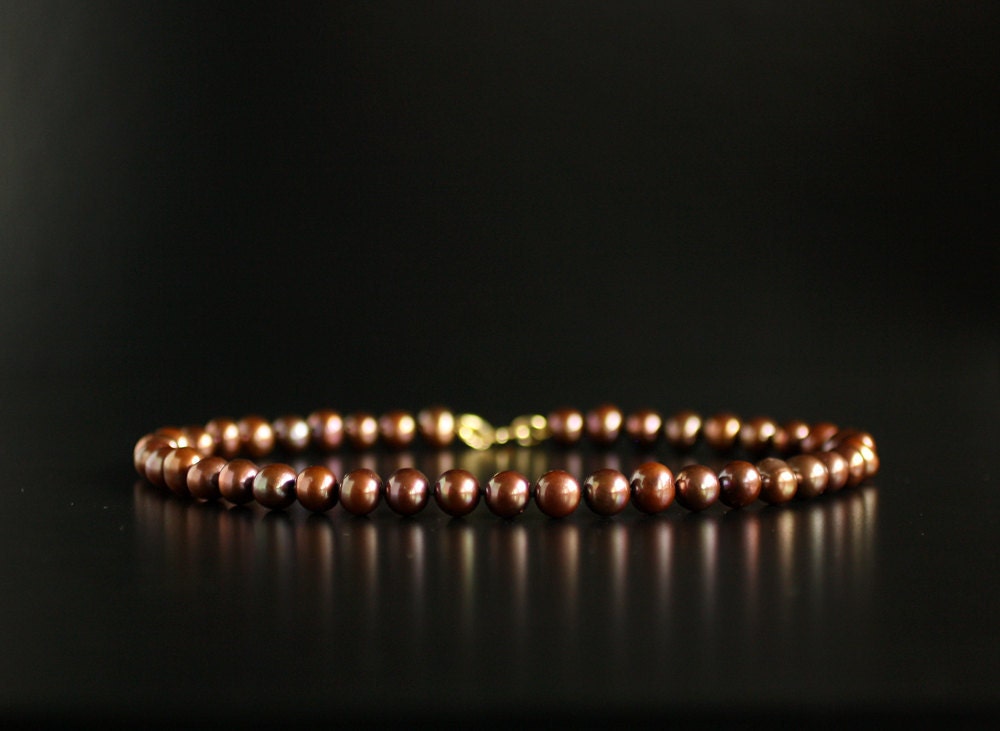 Chocolate pearl necklace