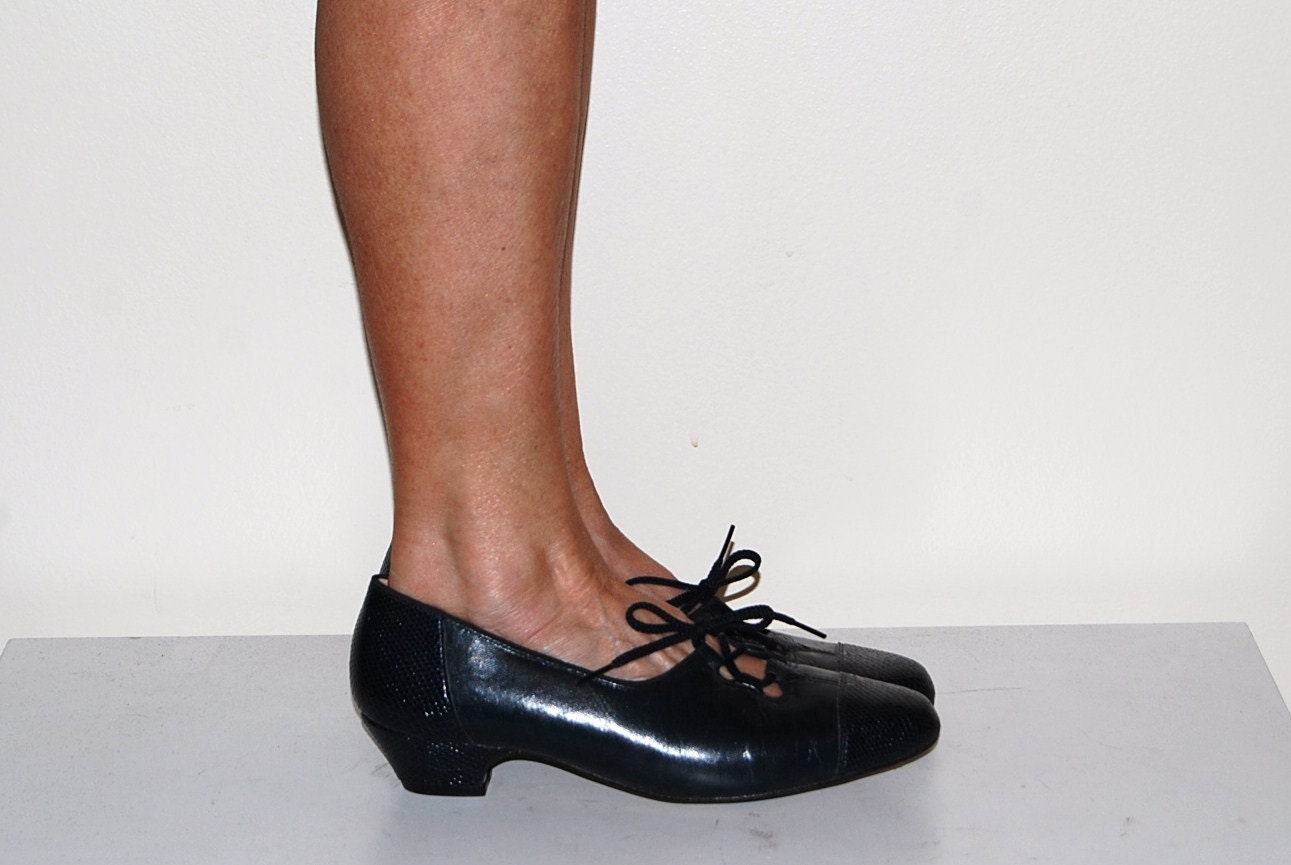 Vintage Navy Peep Shoe