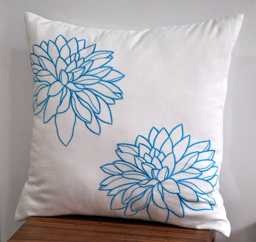 Blue White Pillow Cover, Blue Flower on White Linen Pillow, Decorative Throw Pillow, Pillow Case 18 x 18, Toss Pillow