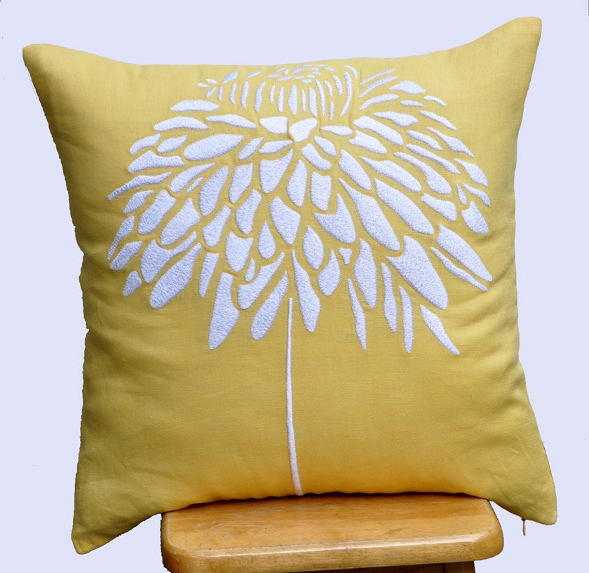 White Peony Flower Pillow Cover, Embroidered Throw Pillow Cover 18 x 18, Yellow Cushion Cover, Accent Pillow, Pillow for Couch, Linen Pillow