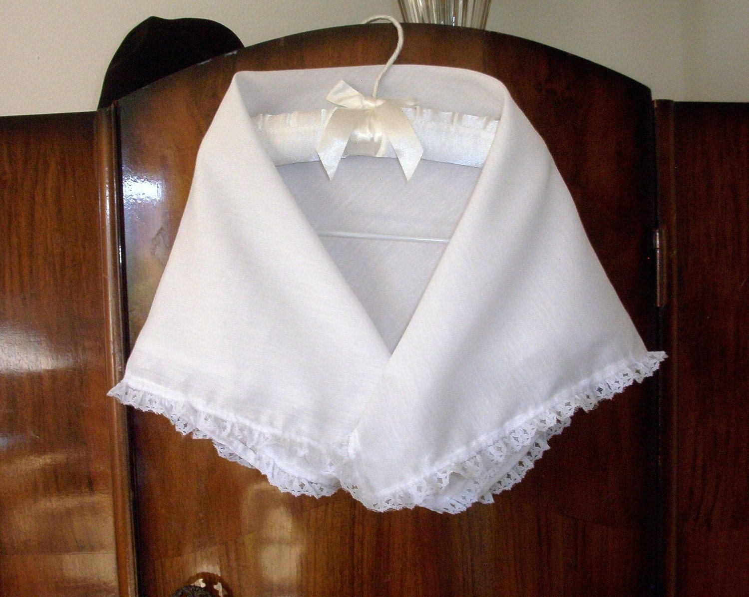Child's Colonial Shawl or Fichu