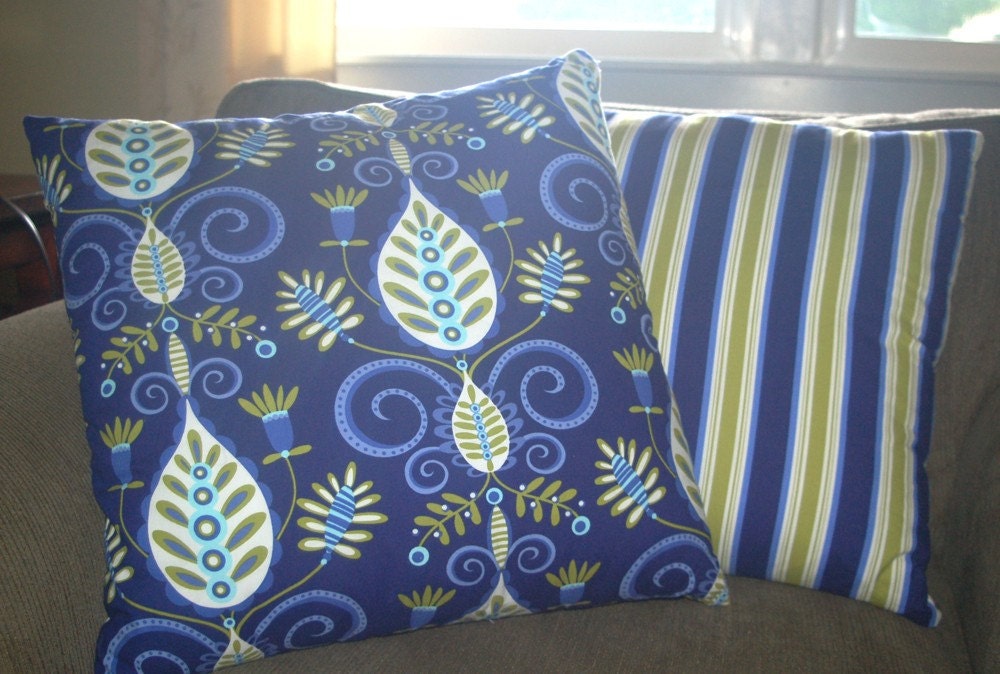 PILLOW PAIR