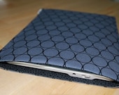 Kindle Touch / Kindle Touch Case / Kindle Touch Cover / Other eReaders - Huevos Gray