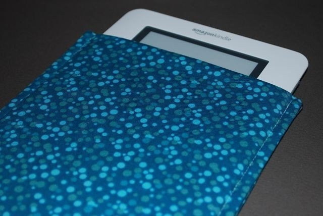 Kindle Cover / Nook Case Sleeve Cozy / NookColor / Kobo / Touch / Sony / Galaxy Tab - eReader TECHEE SLEEVE - Turquoise Dots