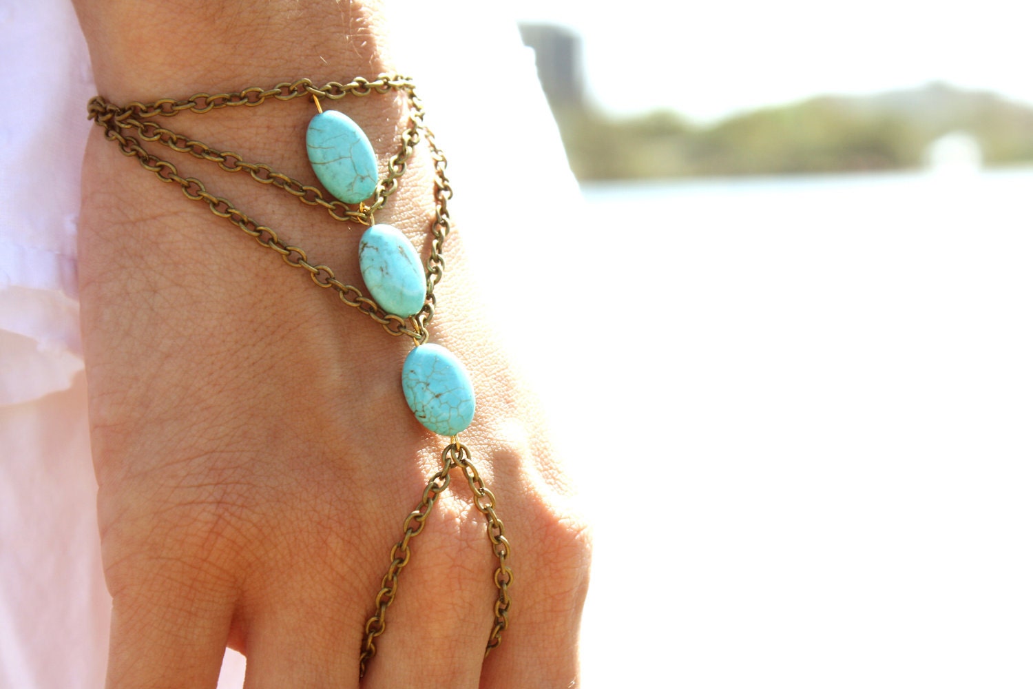 Slave Bracelet Hipster Bronze Chain Bohemian Three Turquoise Beads Triangle Hand Jewelry Piece