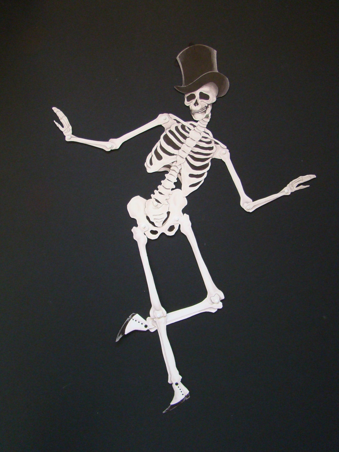 The Dancing Skeleton-DIY Jointed paper skeleton decoration
