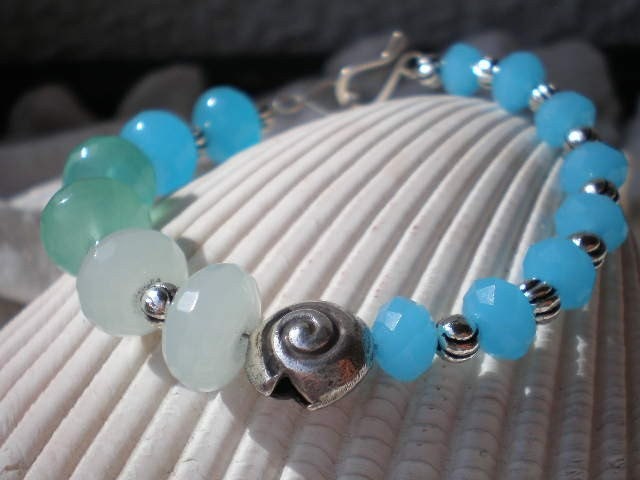 Aqua and Seafoam Shell Bracelet