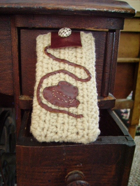 Indiana Jones style fedora whip gadget bag