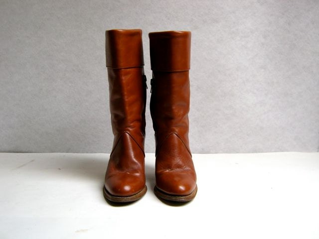 vintage 70s women's mid calf frye boots