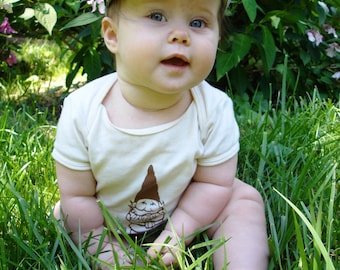 Garden Gnome Love, organic cream infant / baby bodysuit, perfect gift for newborn, short sleeve, woodland design, short sleeve