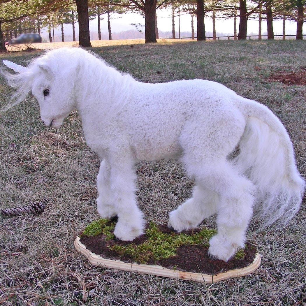 UNICORN   -  SOLD PENDING PYMT