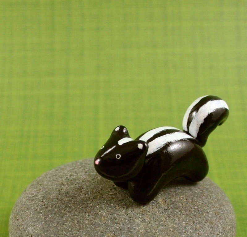 Motion Skunk - Hand Sculpted Miniature Polymer Clay Animal