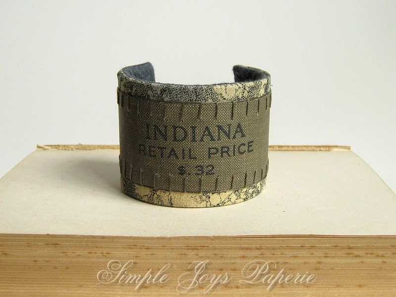 Vintage Book Cover Cuff INDIANA eco-friendly teamepe