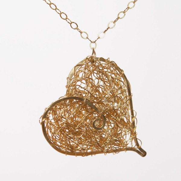 Eco Friendly 14k Gold Fill Heart Pendant Necklace Intertwined Heart Necklace