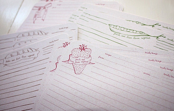 SALE: Set of 20 Recipe Cards Offset Printed with Strawberry, Bread, Peapod and Ribbon Illustrations