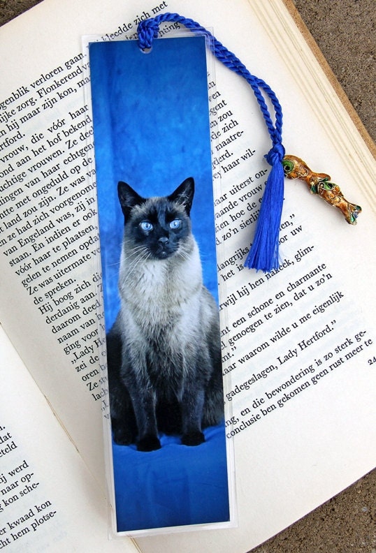 Laminated Yoshi the Siamese Kitty Cat Kitten Photo Bookmark w/ Cloisonne Fish Beads