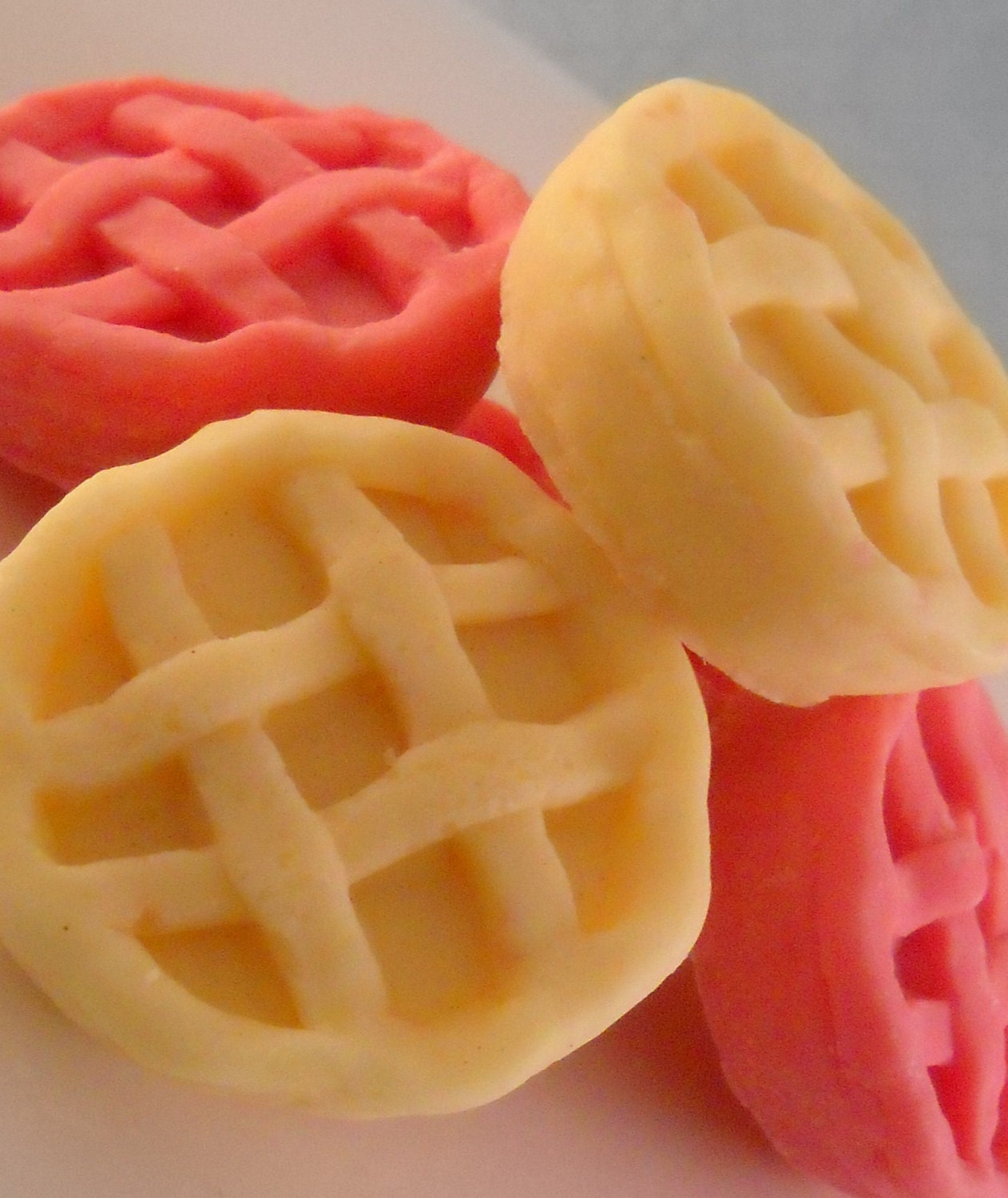 Candle Tart Melts, Pink Lemonade Scented, Mini Pies, Handmade, Soy Wax