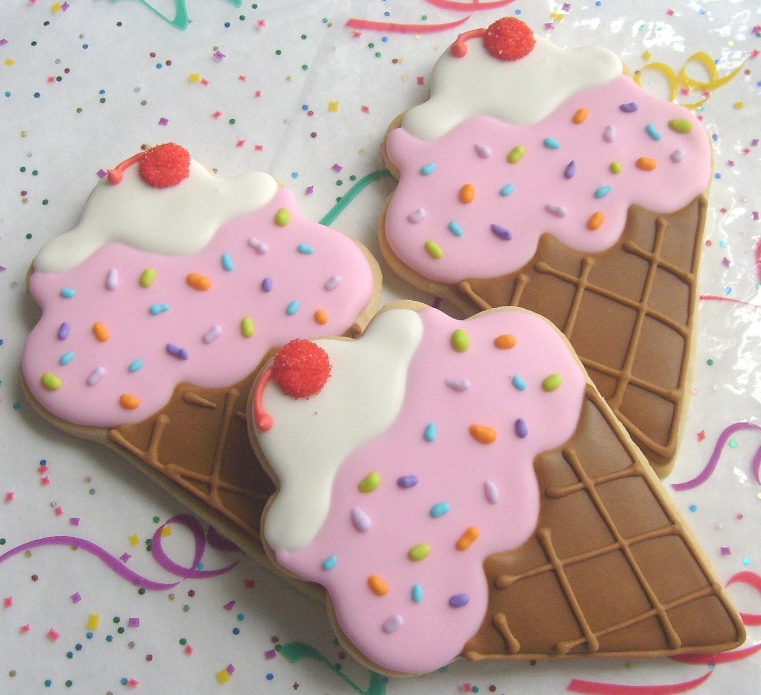 Ice Cream Cone Cookies - Favors - Large Ice Cream Cone Cookies - Ice Cream Cone Decorated cookies - 1 Dozen