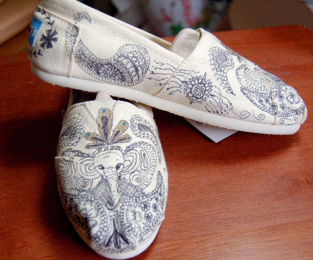 Custom TOMS - Doodle elephants w/peacocks, mendhi inspired, shoes included