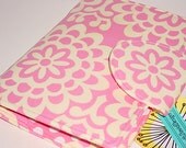 Mini iPad Cover, Kindle Paperwhite Cover, Nook Color Cover, eReader Cover - Pink Wallflower Candy Dot eReader Cover