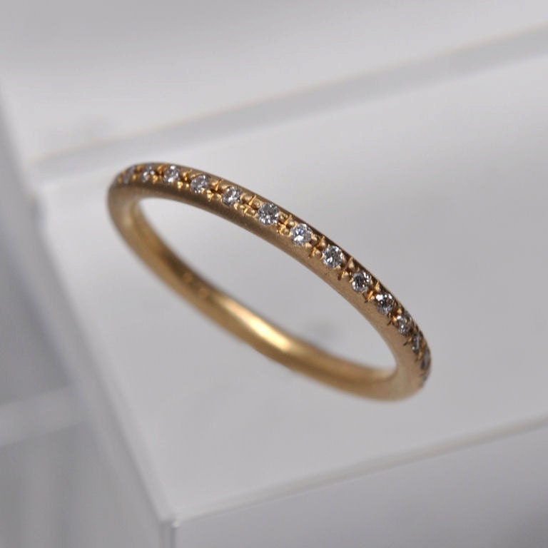 Diamond pave band - 18k yellow gold