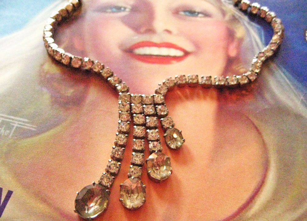 Gorgeous Early Asymmetrical Fringe Rhinestone Necklace