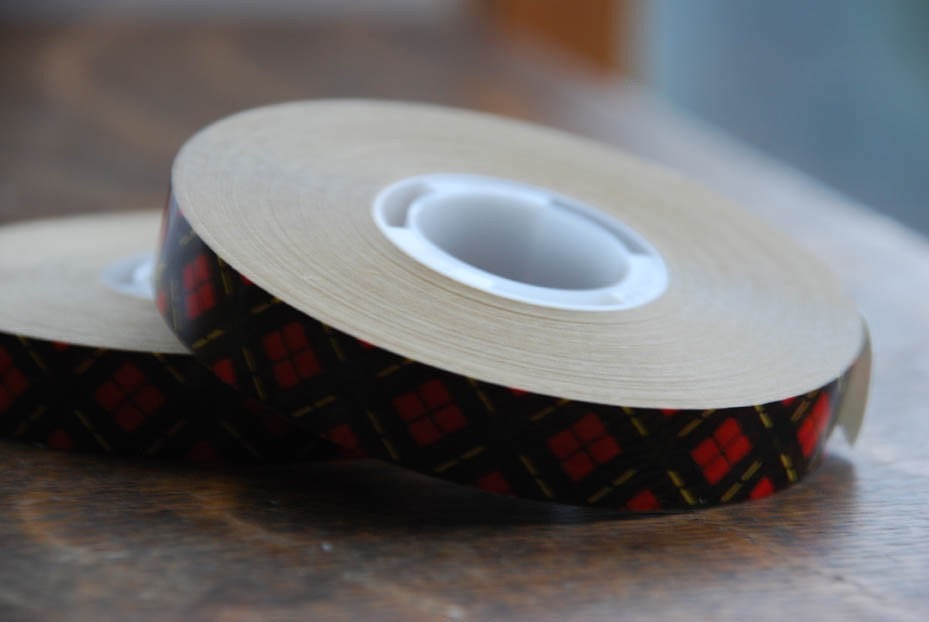 Automatic Tape Gun Tape, one roll of double stick tape