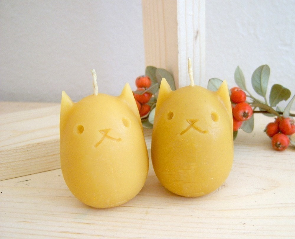 Beeswax Candles - Set of 2 Kitty Eggs