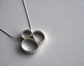 Serra 3 Oval Necklace
