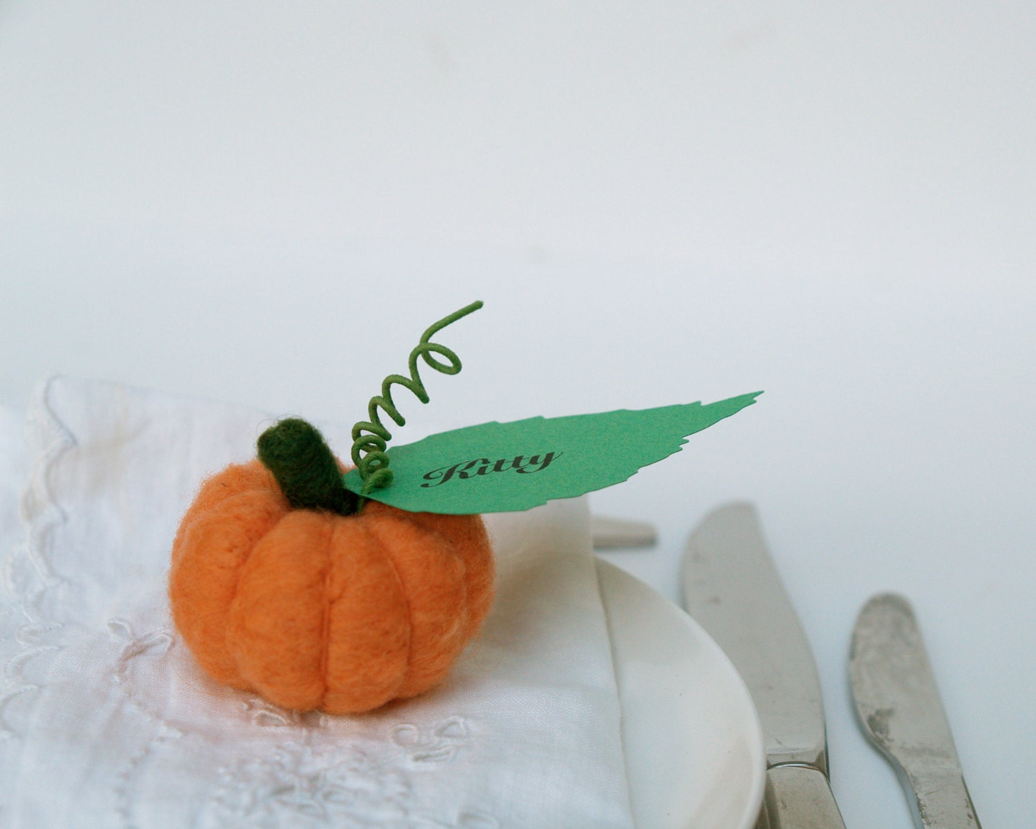 Pumpkin Place Cards for Autumn Entertaining, 6 Orange Felt Wool Fall Wedding thanksgiving halloween Country Harvest needle felted favor