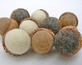 Brown Felted Acorns, 12 Wool Needle Felt Home Decor Colorful Woodland Autumn Fall Neutral colors Rustic chocolate brown natural tan