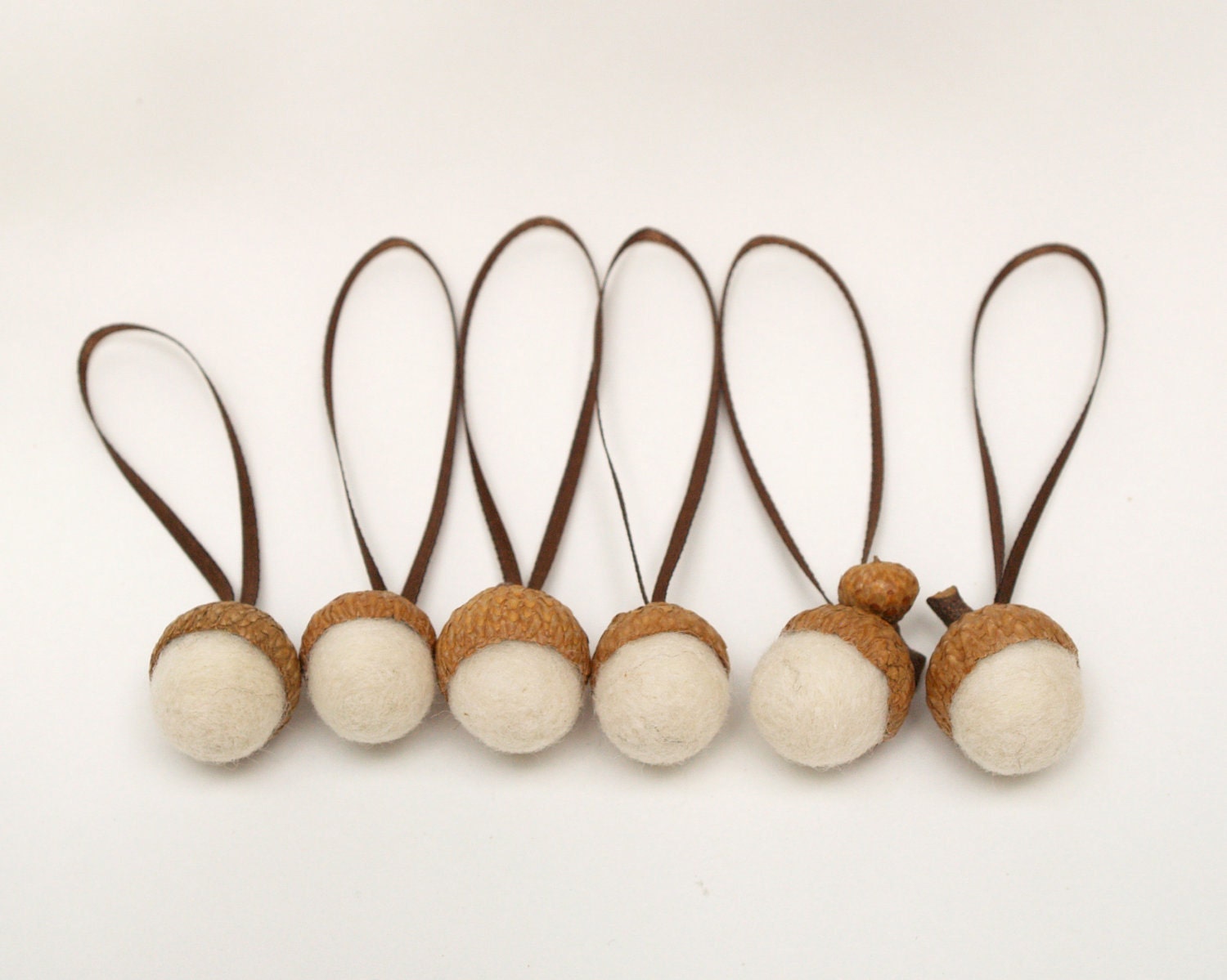 Christmas Acorn Ornaments, 10 wool handmade Felt snow white wedding Felted Home fall hanging Waldorf Colorful Woodland Thanksgiving