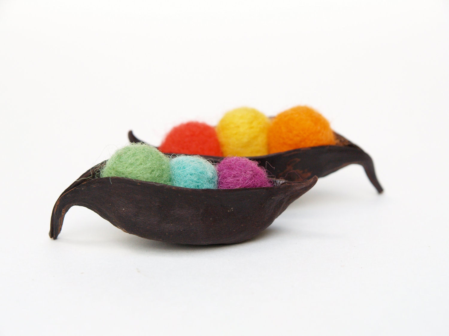 Rainbow Peas in a Pod, needle felted display, unique handmade wool garden home decor nature inspired fall autumn Christmas winter decorating