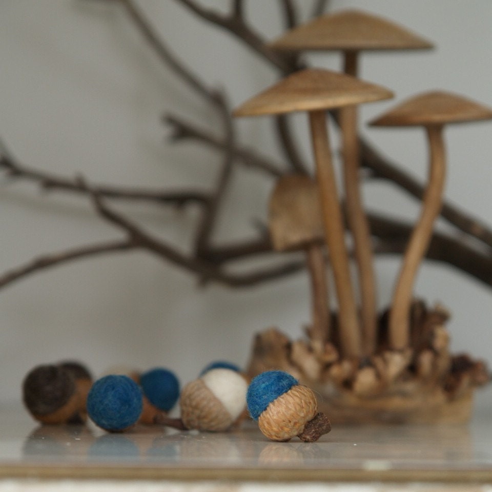 Needle Felted Acorns, Handmade wool Felt 12 Home Decor Midnight Blue Waldorf Woodland Natural Nature Autumn Fall Thanksgiving Country