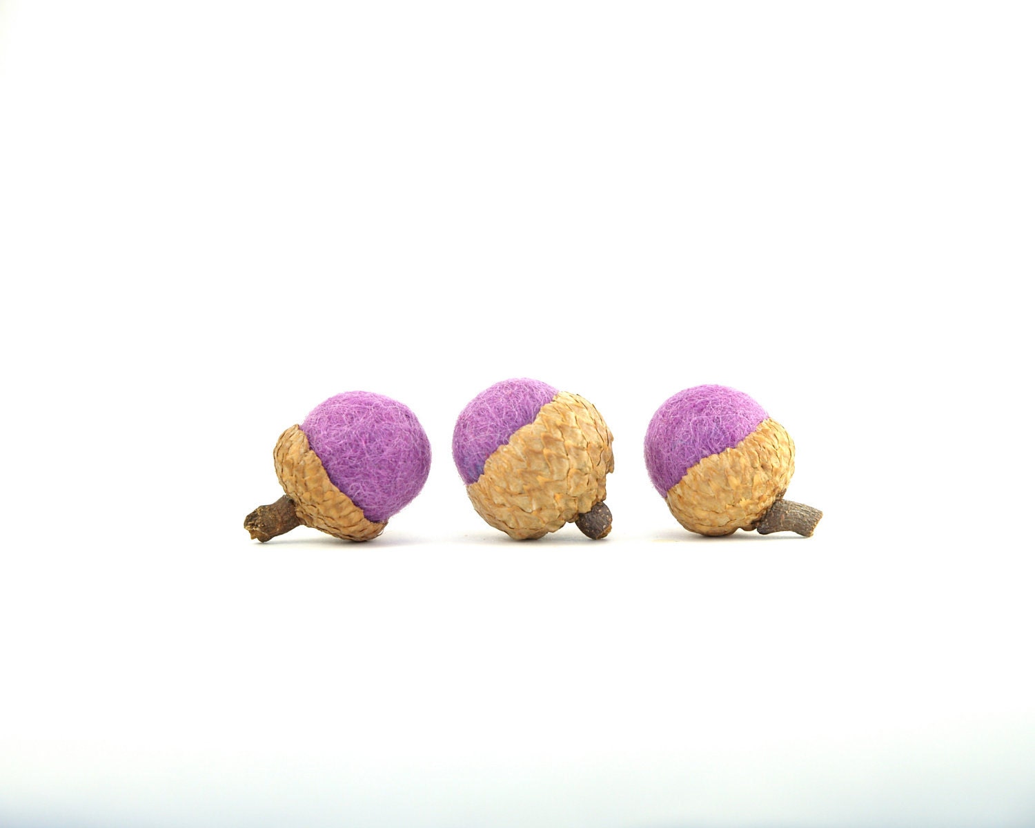 Wedding Favors, Lilac Purple Needle Felted Acorns, Shabby Chic Home Decor, Cottage Chic, French Country Lavender - 6