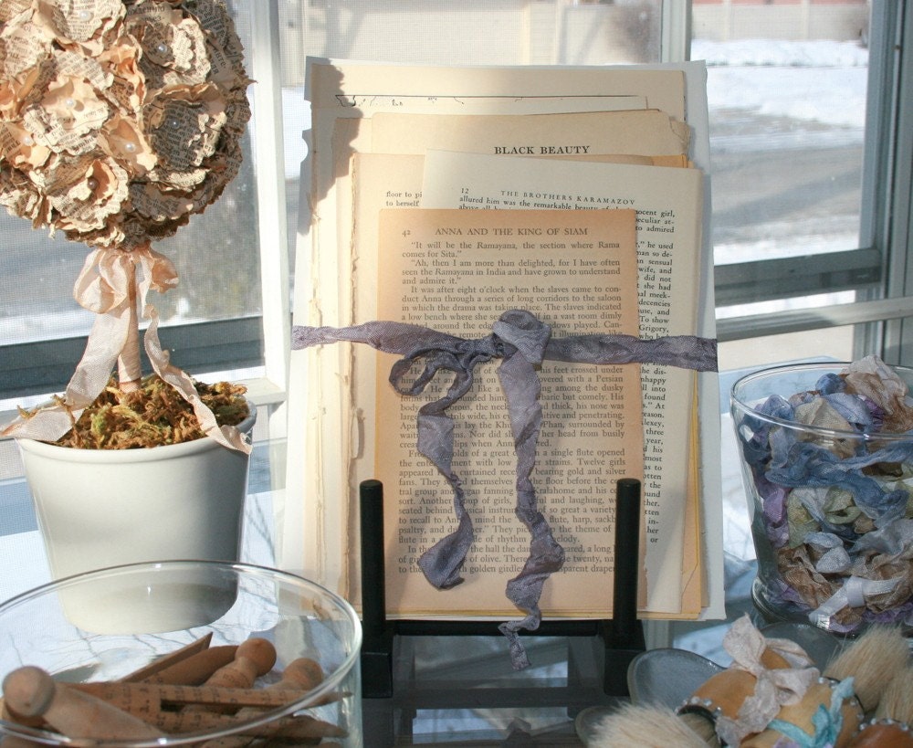 Vintage Book Pages Large Pack - Paper Ephemera, Mixed Media Art, Papercrafting, Scrapbooking, Shabby Chic Home Decor