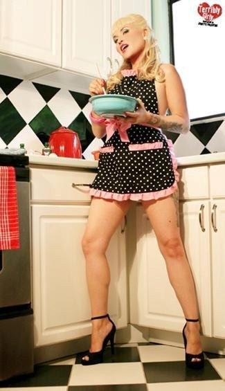 RETRO, Polka Dot Apron, Pin up apron, Pick Your Color Trim