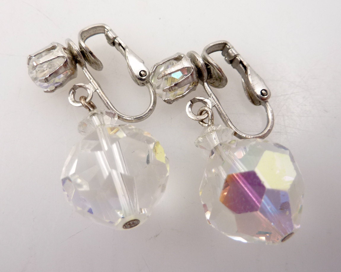 SALE ----- Vintage Laguna Irridescent Faceted Dangling Glass Bead Earrings