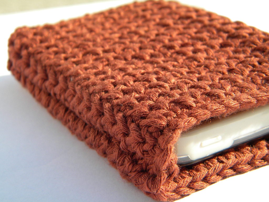 crochet iphone case