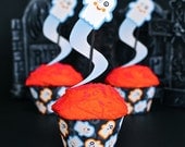 Lil' Ghosties Printable Halloween Cupcake Wrappers and Toppers