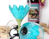 Calypso sky blue Daisy hand painted wine glass - FREE Personalization and dishwasher safe