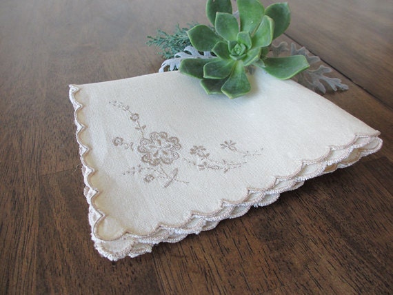 Vintage Embroidered Linen Handkerchief Cream and Beige Scallop Edge and Floral design