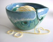 My Heart Belongs to Mom  Yarn Bowl, Handmade Stoneware Pottery, (yh247n)